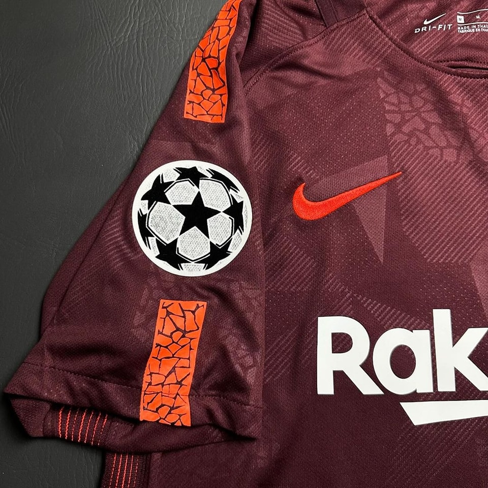 Barcelona 2017–18 Away Retro jersey - Image 2