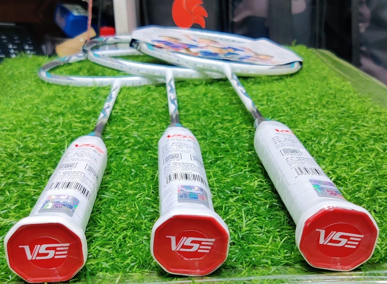 VSE Titan 7 Badminton Racket - Image 5