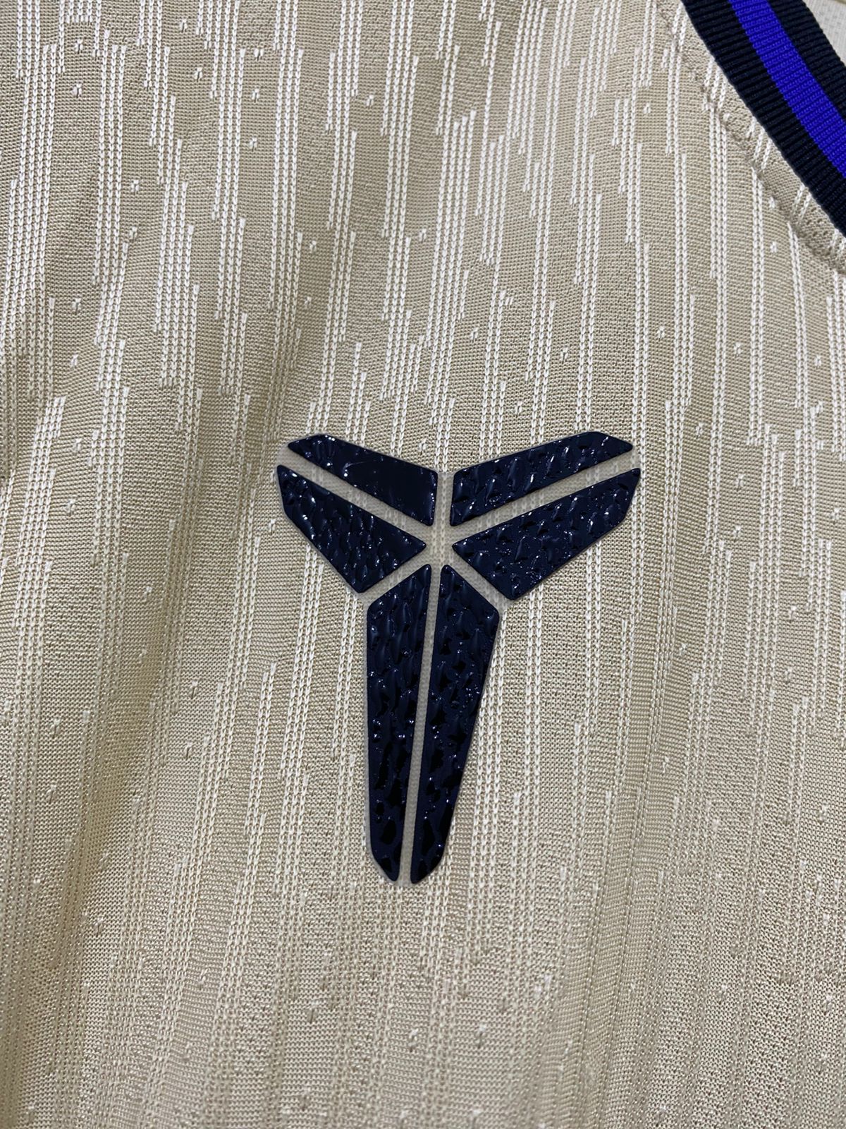 Fc Barcelona Away 2025-26 Player Version - Image 4