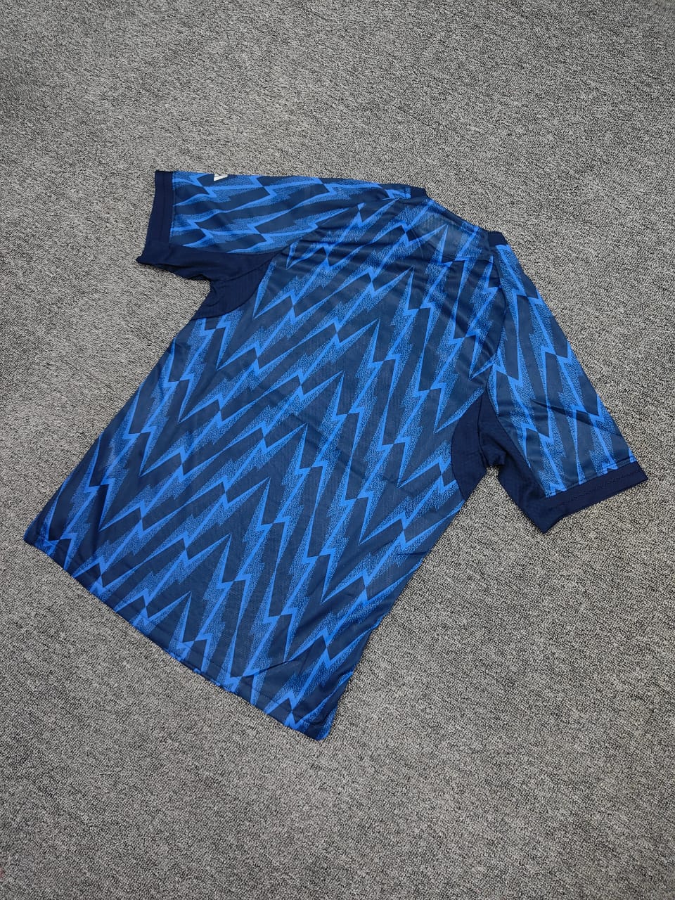 Arsenal 2025-26 Away Player Version - Image 5