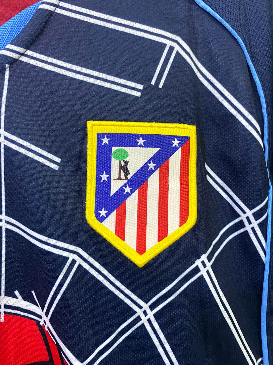 Atletico Madrid 2004–05 Retro Spider - Image 2