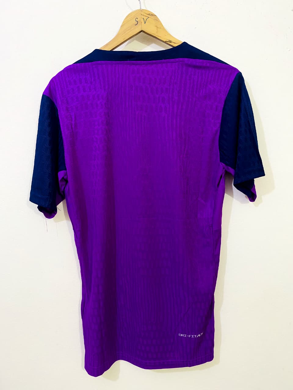 Fc Barcelona training kit 2025-26 player Version - Image 4