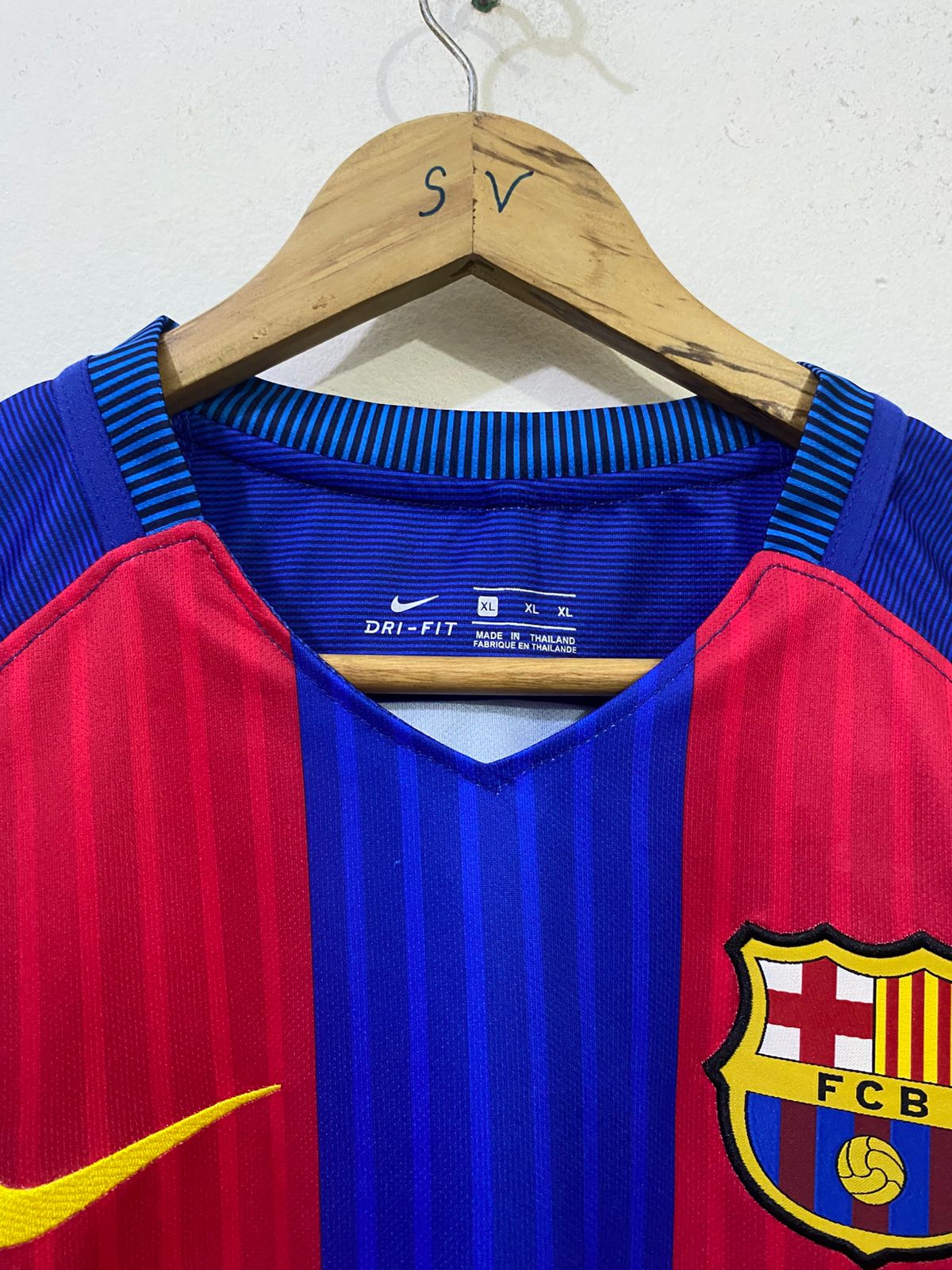 Barcelona 2016–17 Home Retro jersey - Image 3