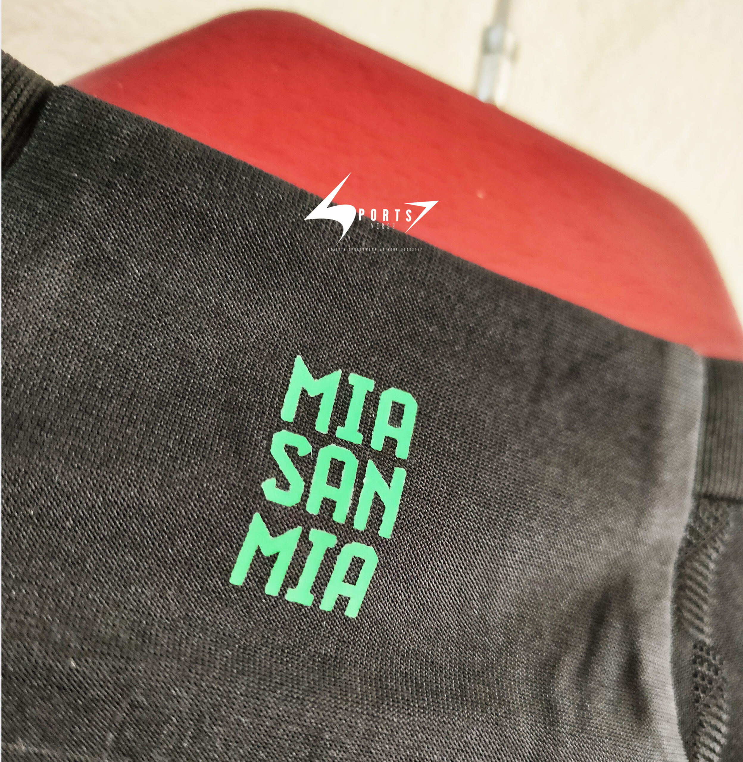 Bayern Munich 2023–24 Away Player jersey - Image 2