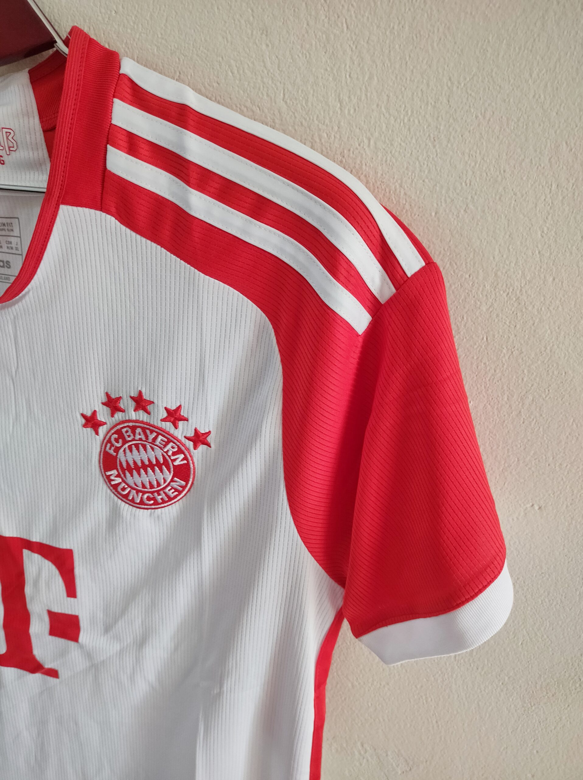 Bayern Munich 2023–24 Fan jersey - Image 2