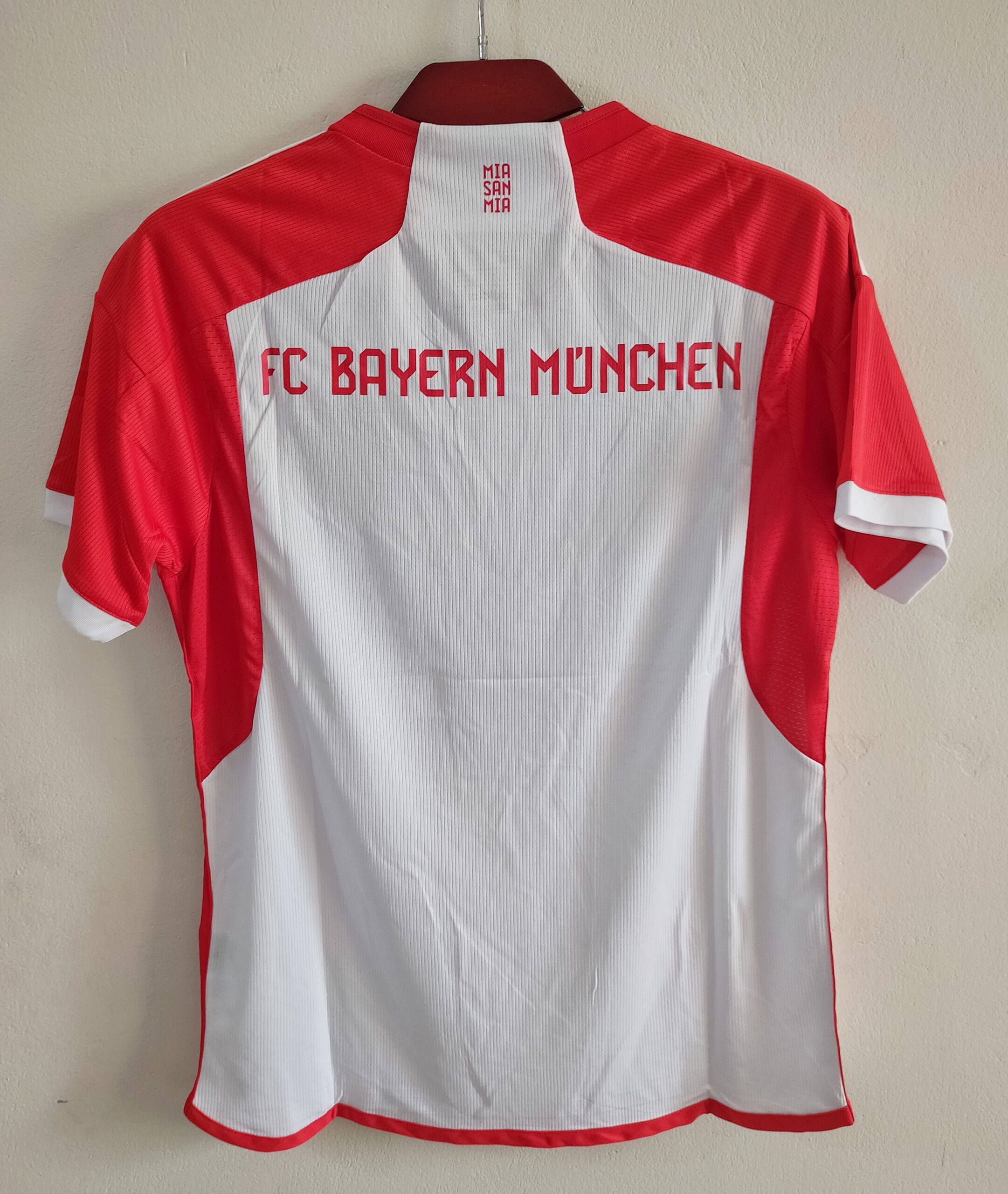 Bayern Munich 2023–24 Fan jersey - Image 3