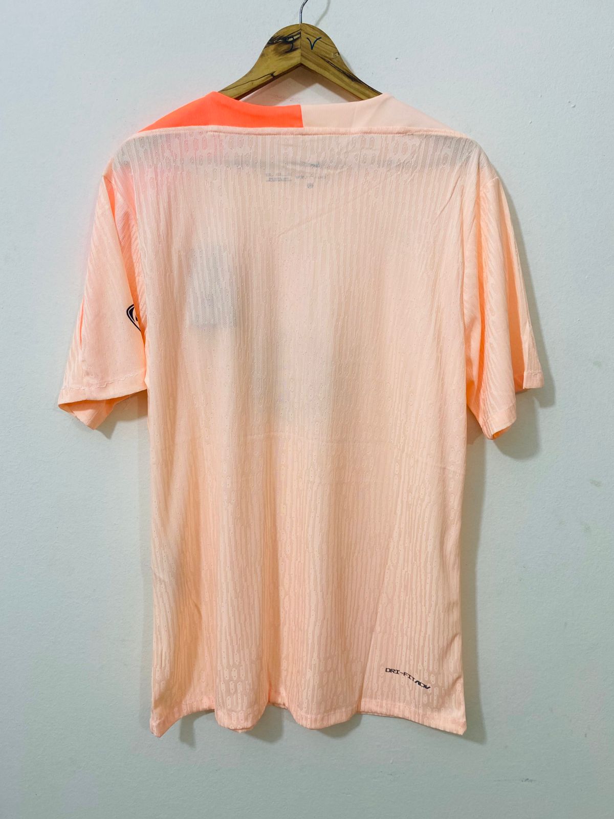 Fc Barcelona training kit 2025-26 player Version - Image 3