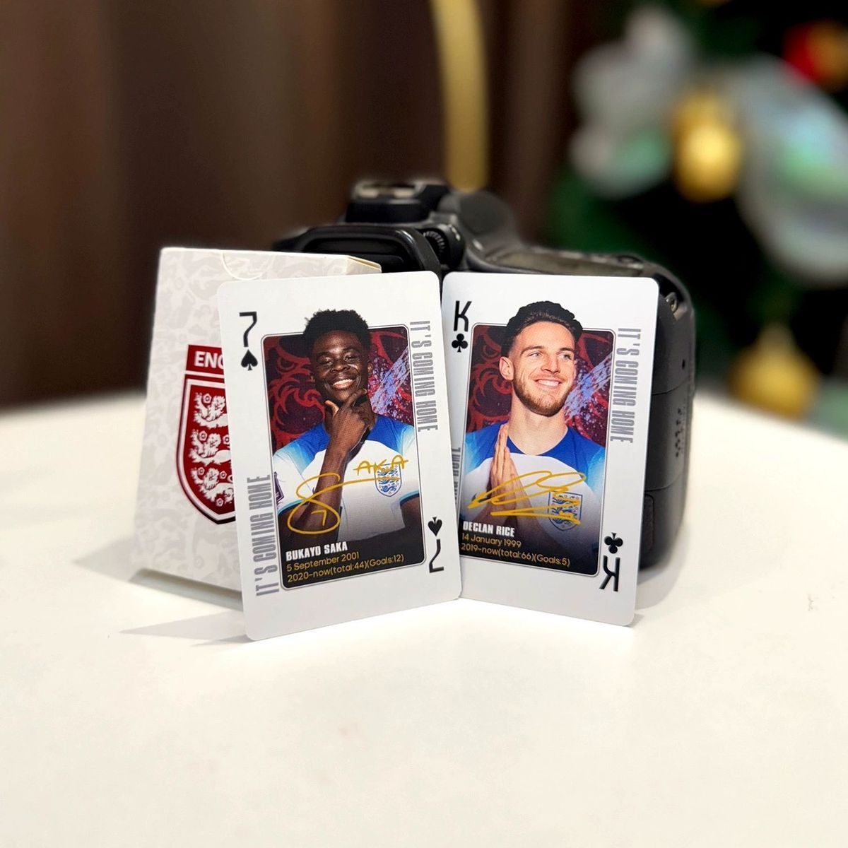 England Playing Cards - Image 6