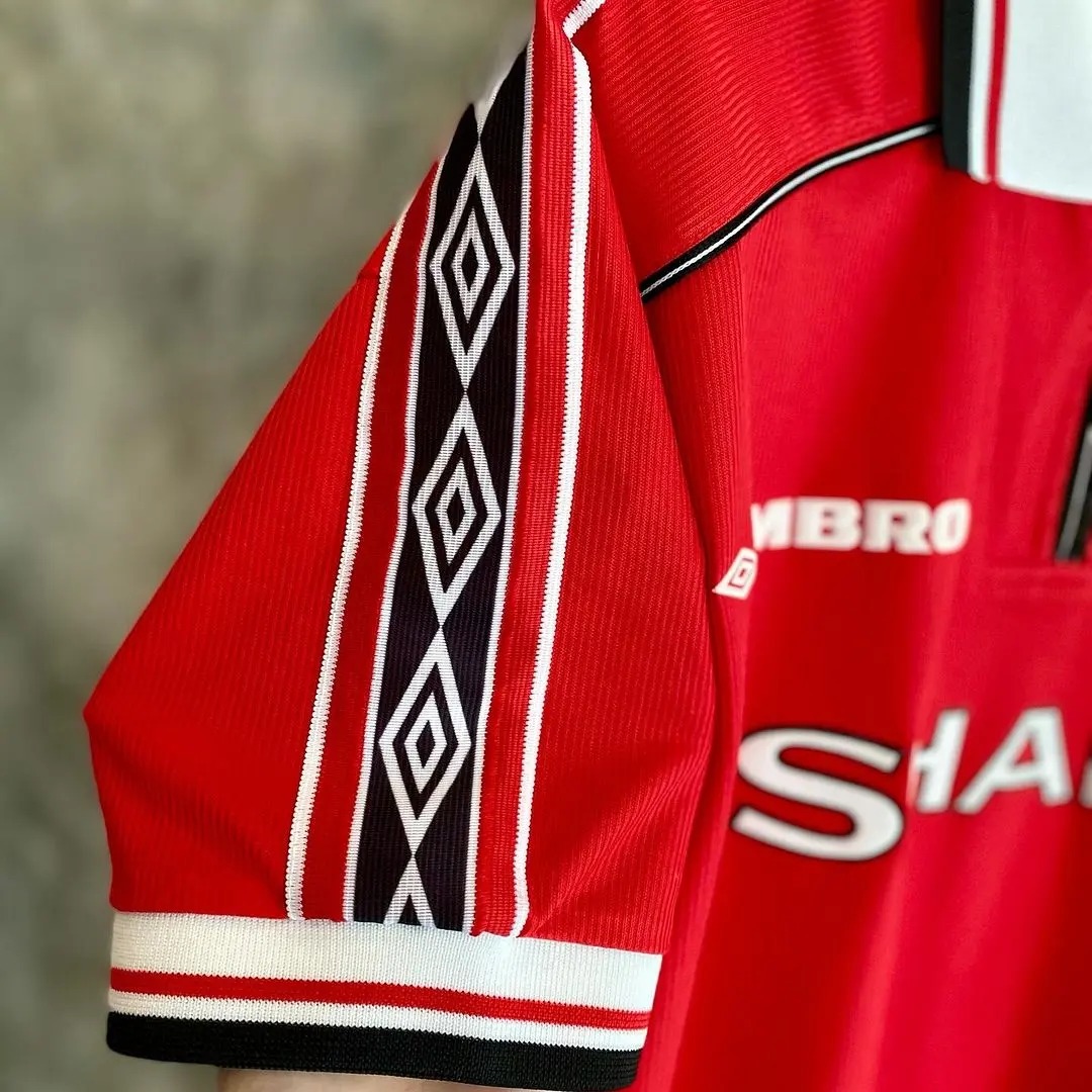 Manchester United 1998–99 Home Retro jersey - Image 2