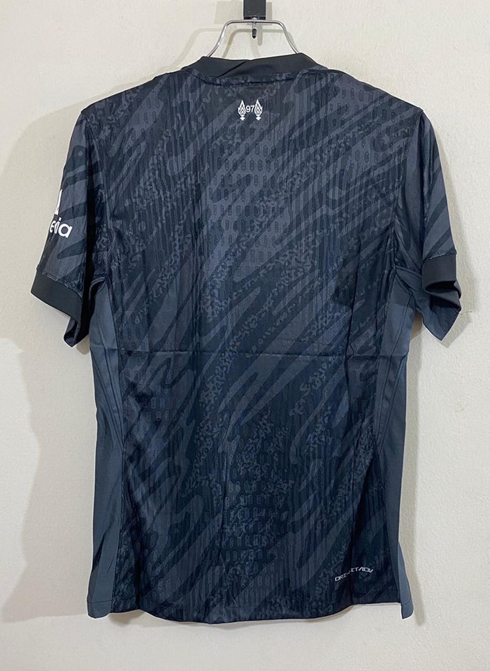 Liverpool 2024–25 Gk Player jersey - Image 2