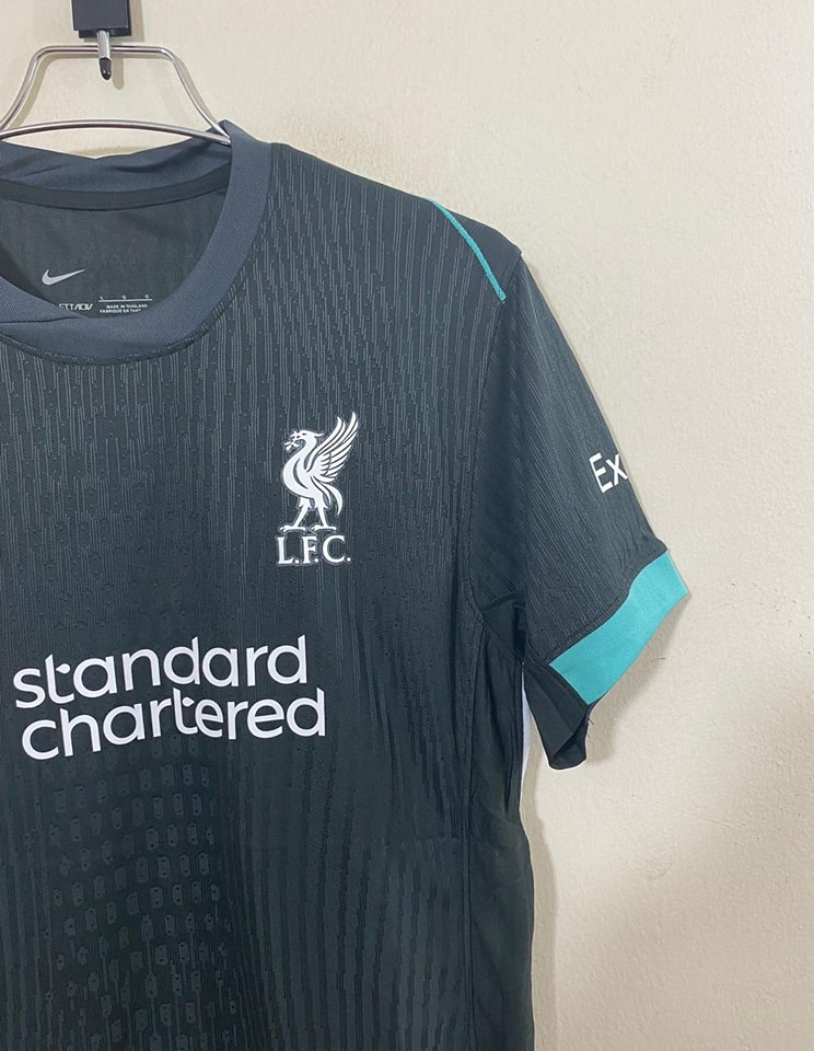 Liverpool 2024–25 Away Fan jersey - Image 2