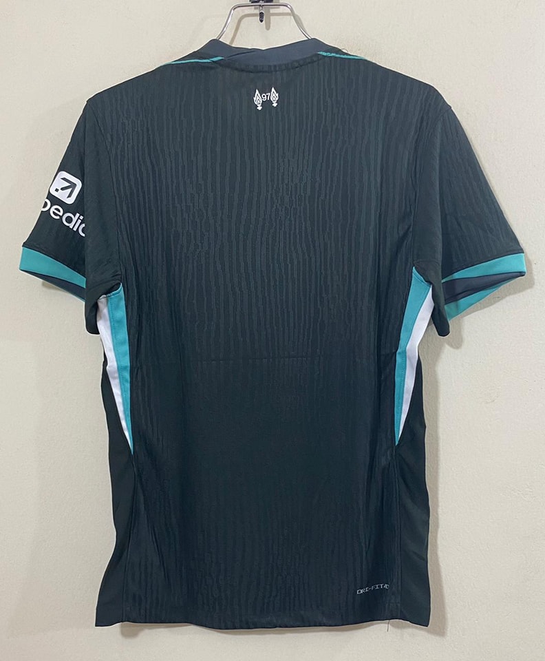 Liverpool 2024–25 Away Fan jersey - Image 3