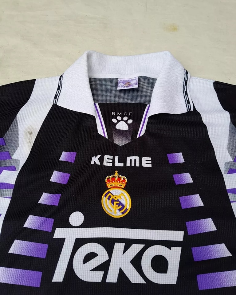 Real Madrid 1997-98 Away Retro Jersey - Image 2