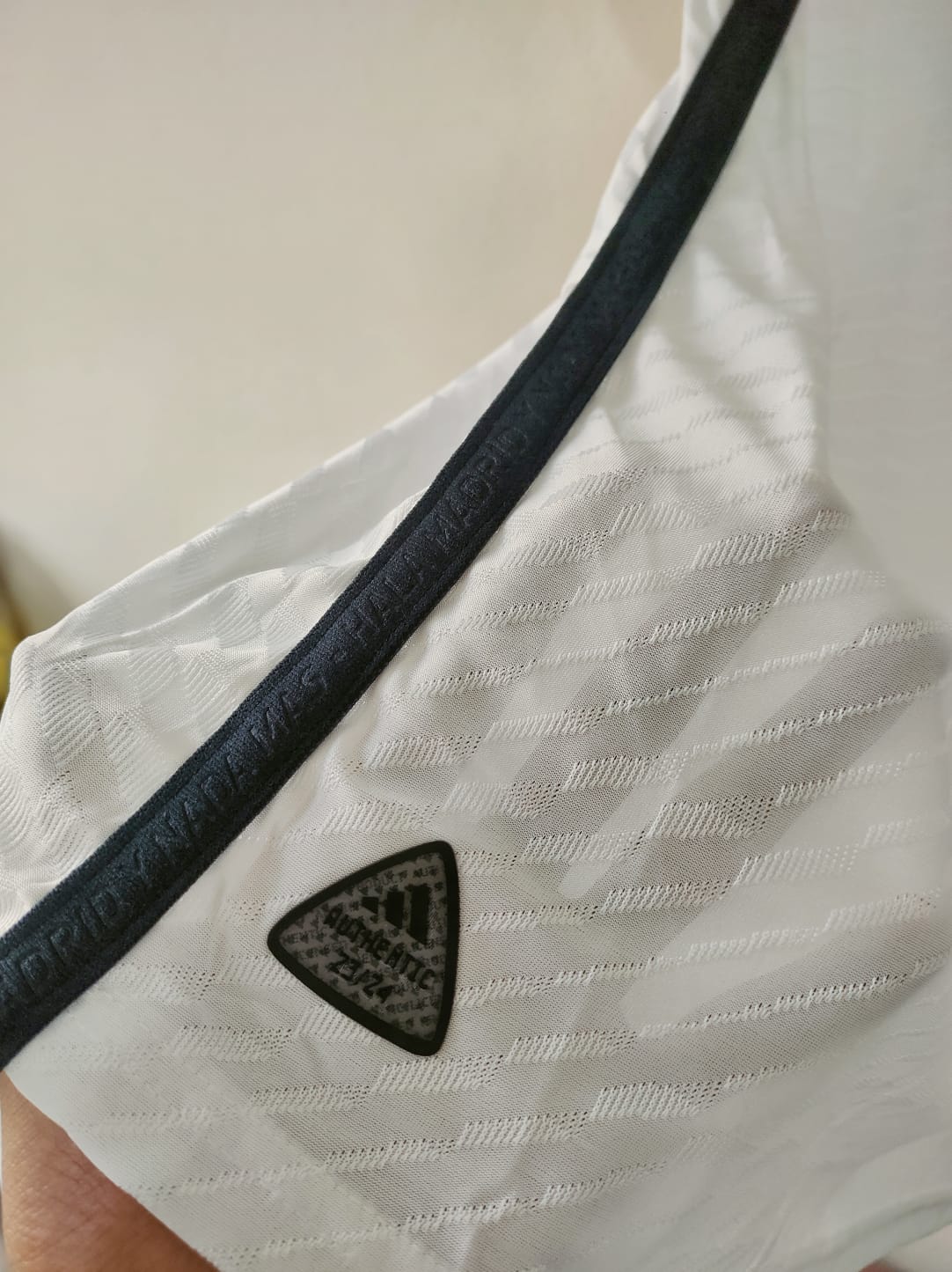 Real Madrid 2023-24 Home Player Jersey - Image 2