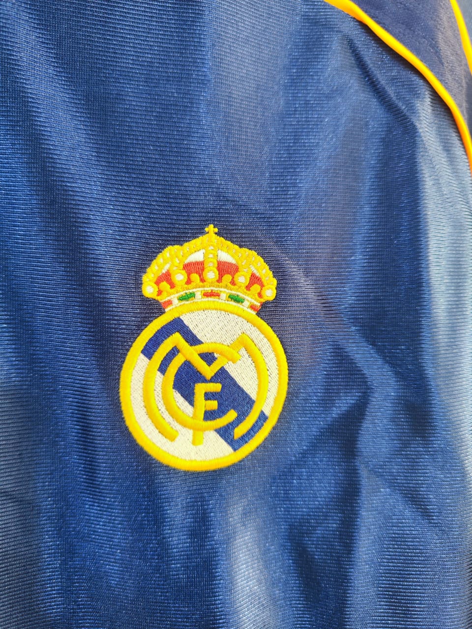 Real Madrid 1998-99 3rd Retro Jersey - Image 2