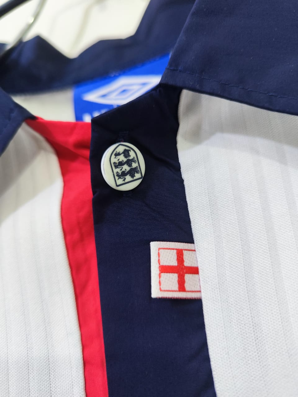 England 1998 World cup Home Retro Jersey - Image 5