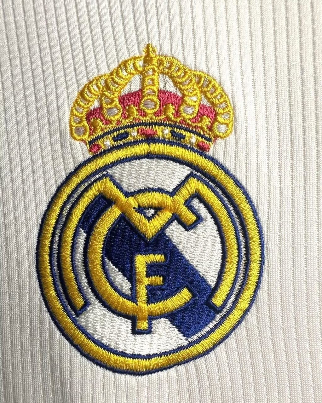 Real Madrid 2019-20 Home Retro Jersey - Image 3