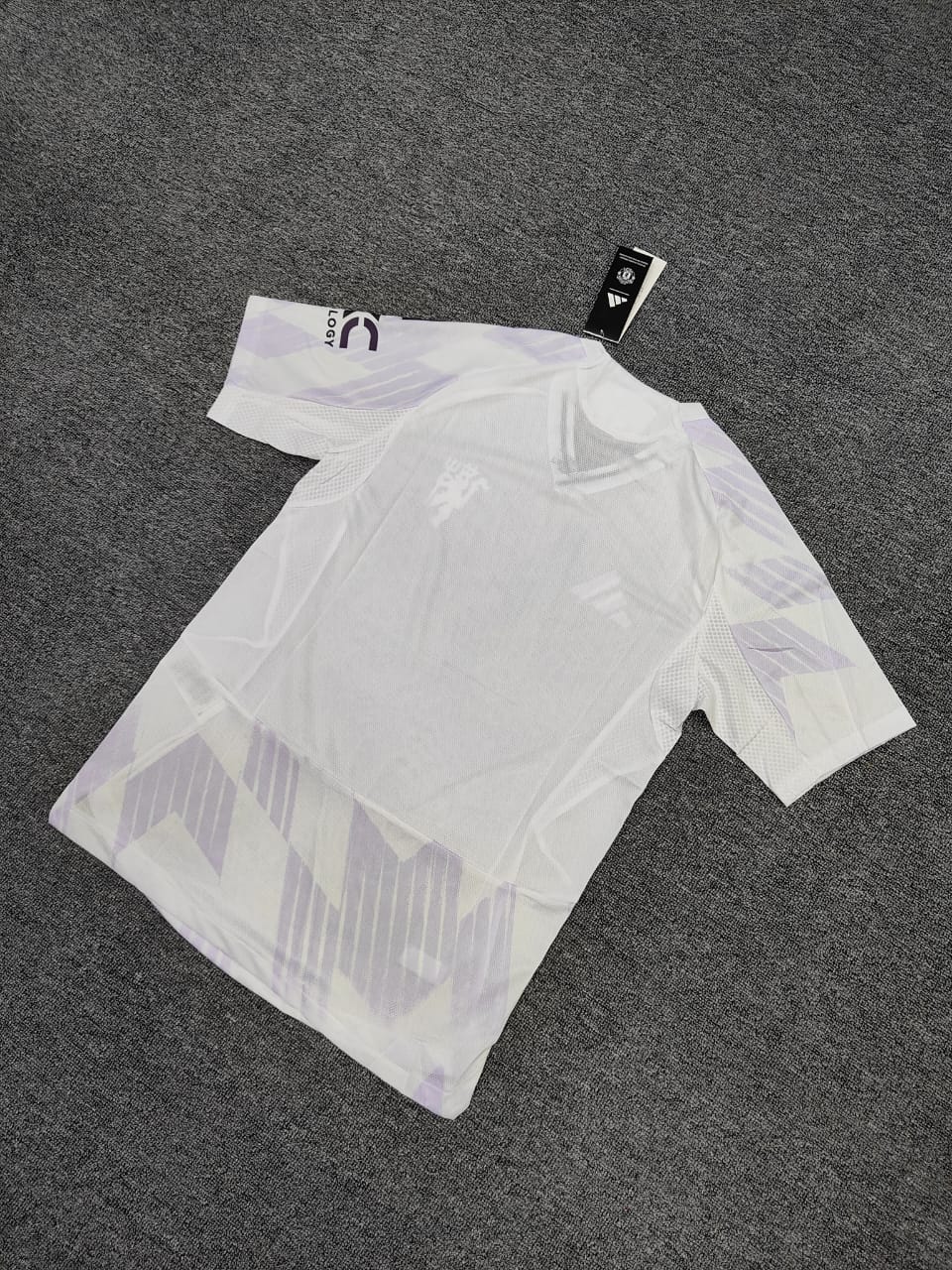 Manchester United 2025–26 Away Player jersey - Image 2