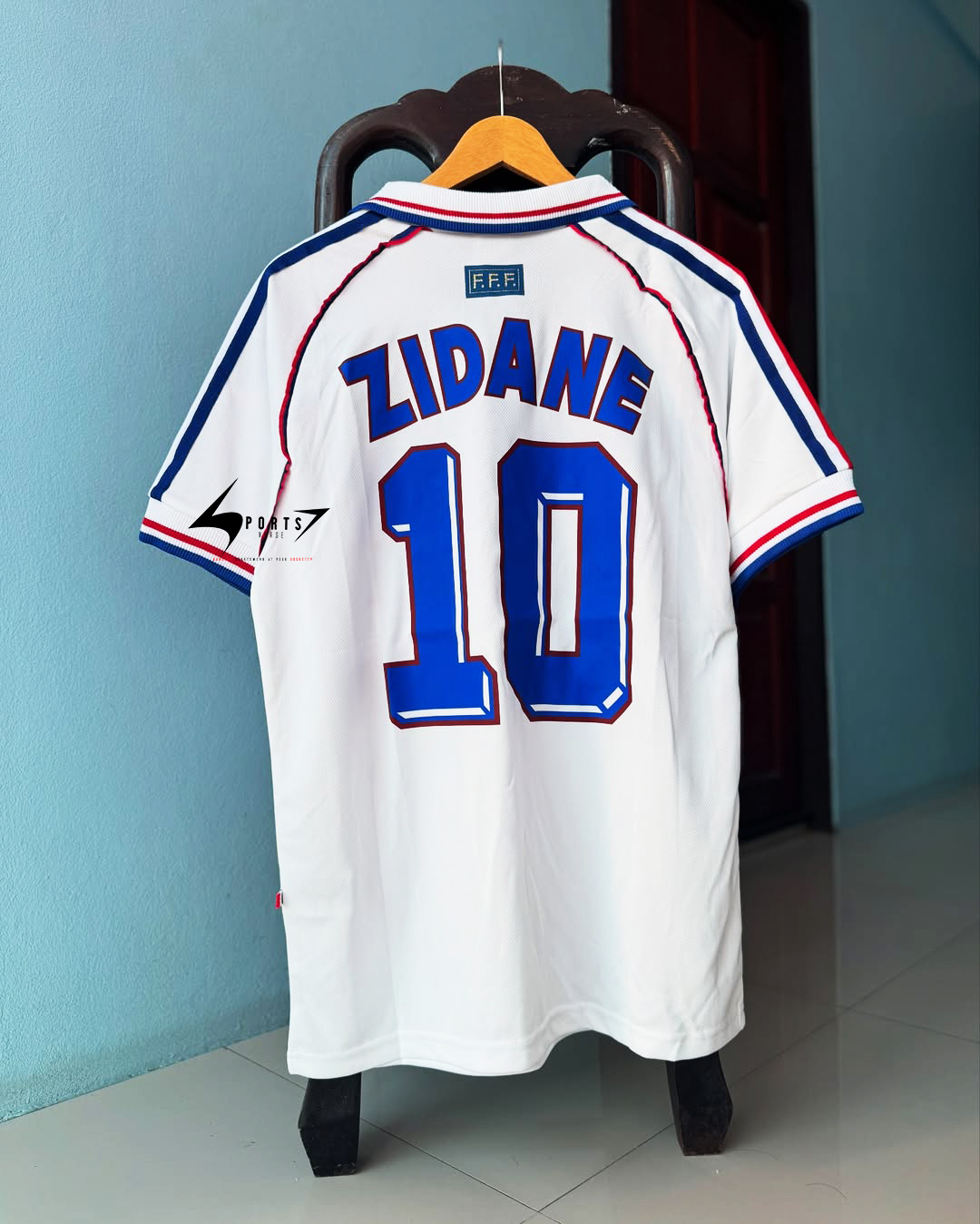 France 1998 World cup Away Retro Jersey - Image 2