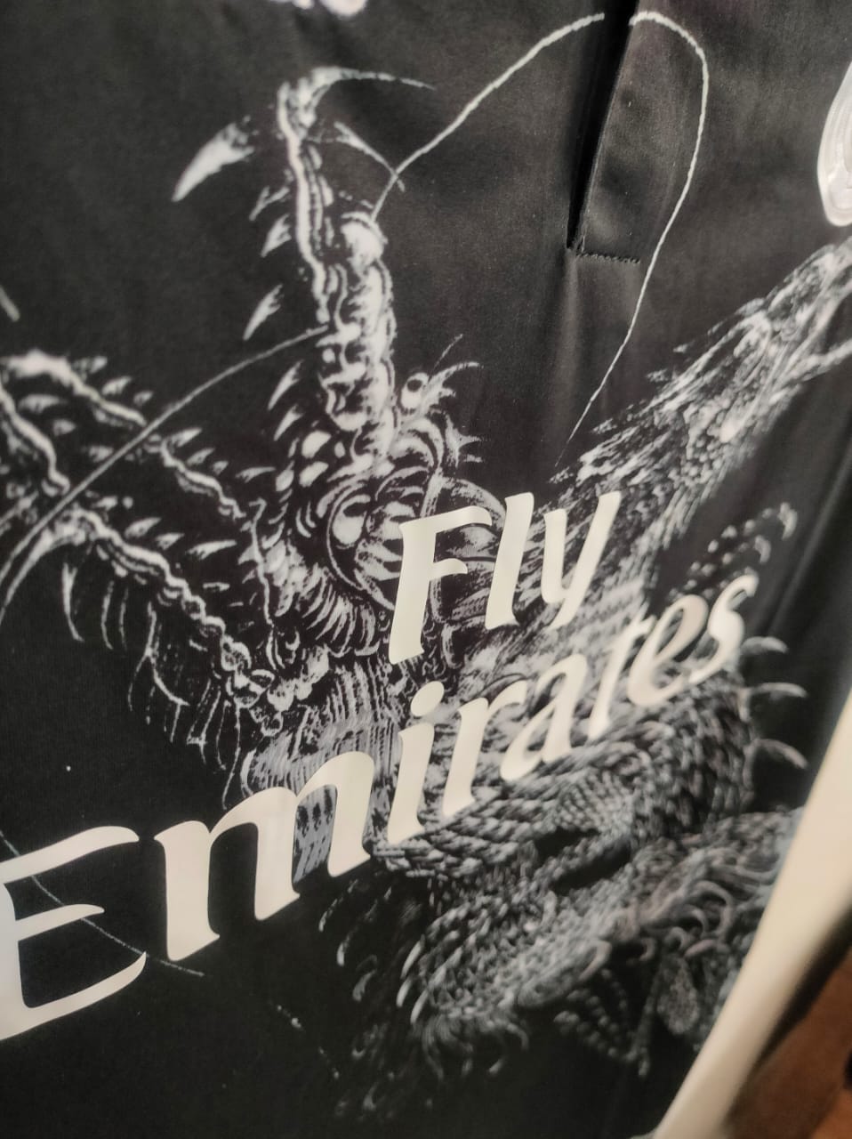 Real Madrid 2014-15 3rd Retro Jersey - Image 2